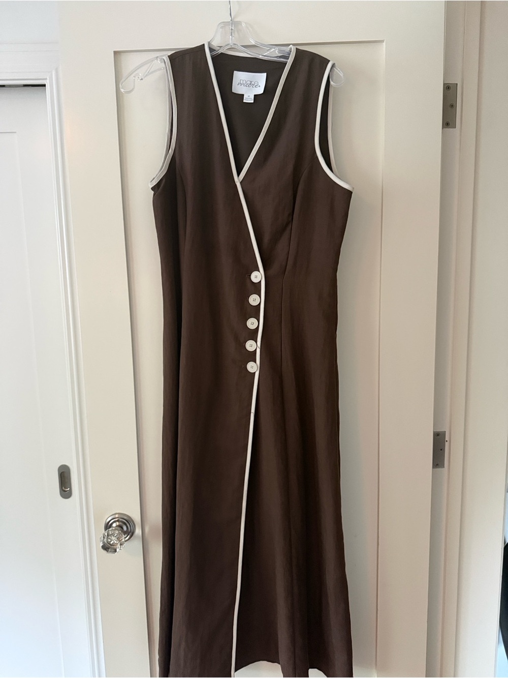 Anthropologie Brown Sleeveless Midi Dress with White Trim - Picture 2 of 3